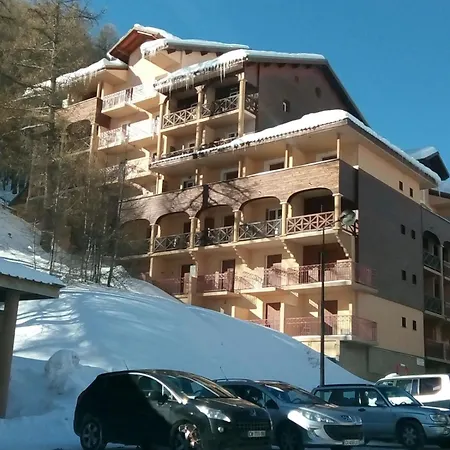 Comfortable And Charming Foux D Centre 4 Pers *